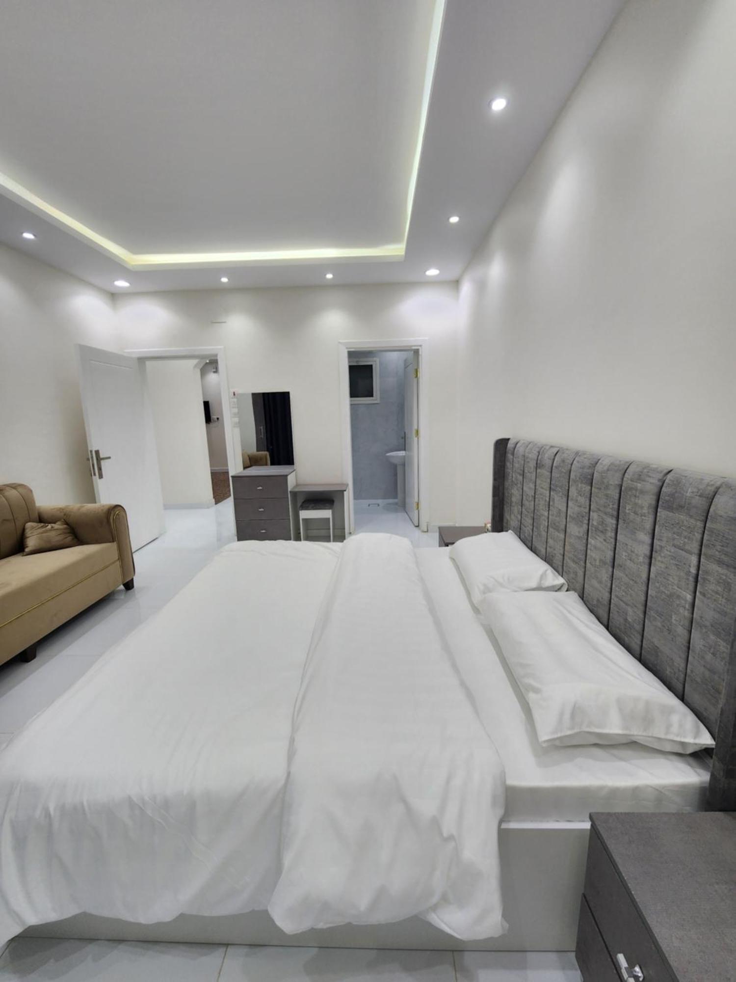 Yaqoot Al Madina Suites Al Awali Zewnętrze zdjęcie